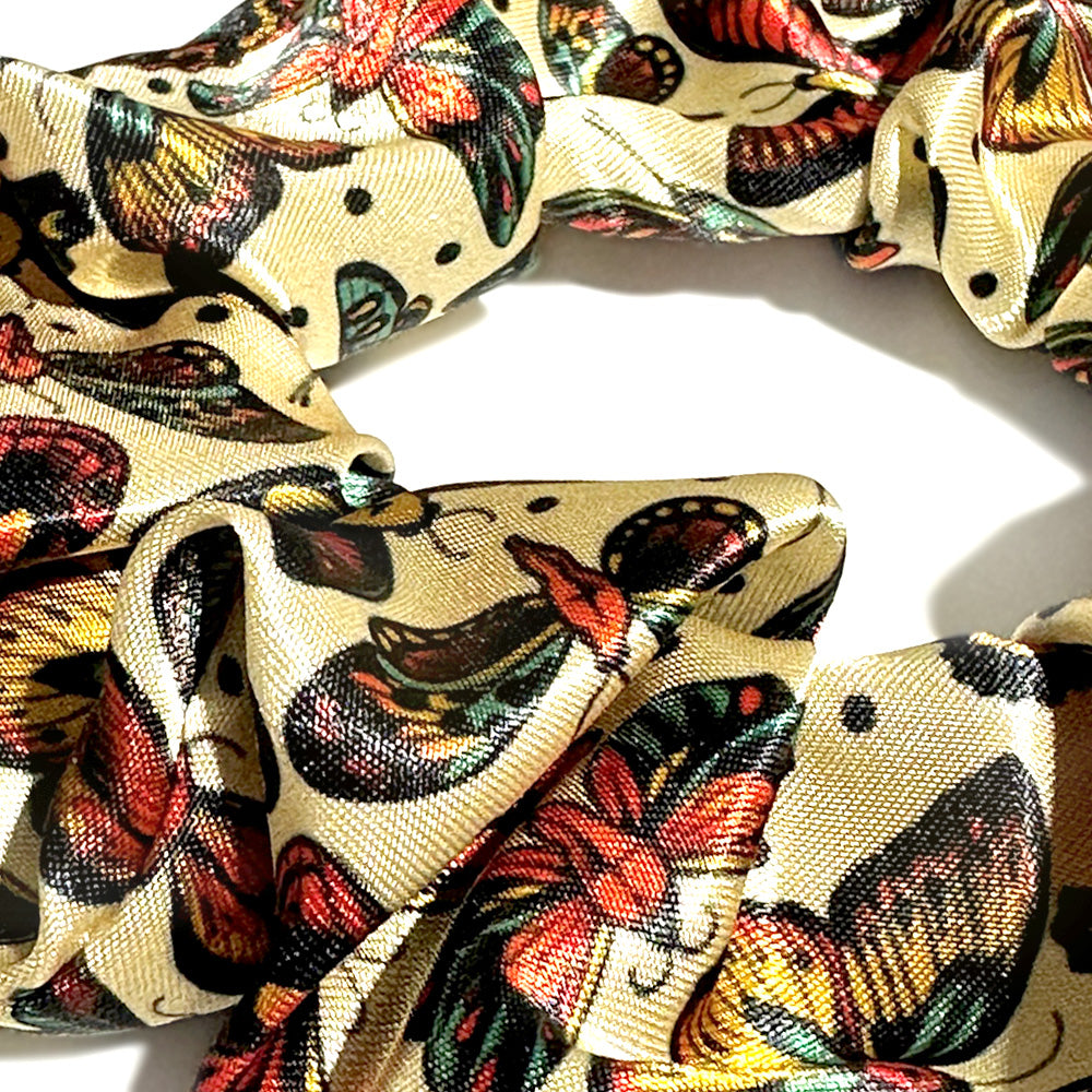 SCRUNCHIE BUTT-ERFLIES