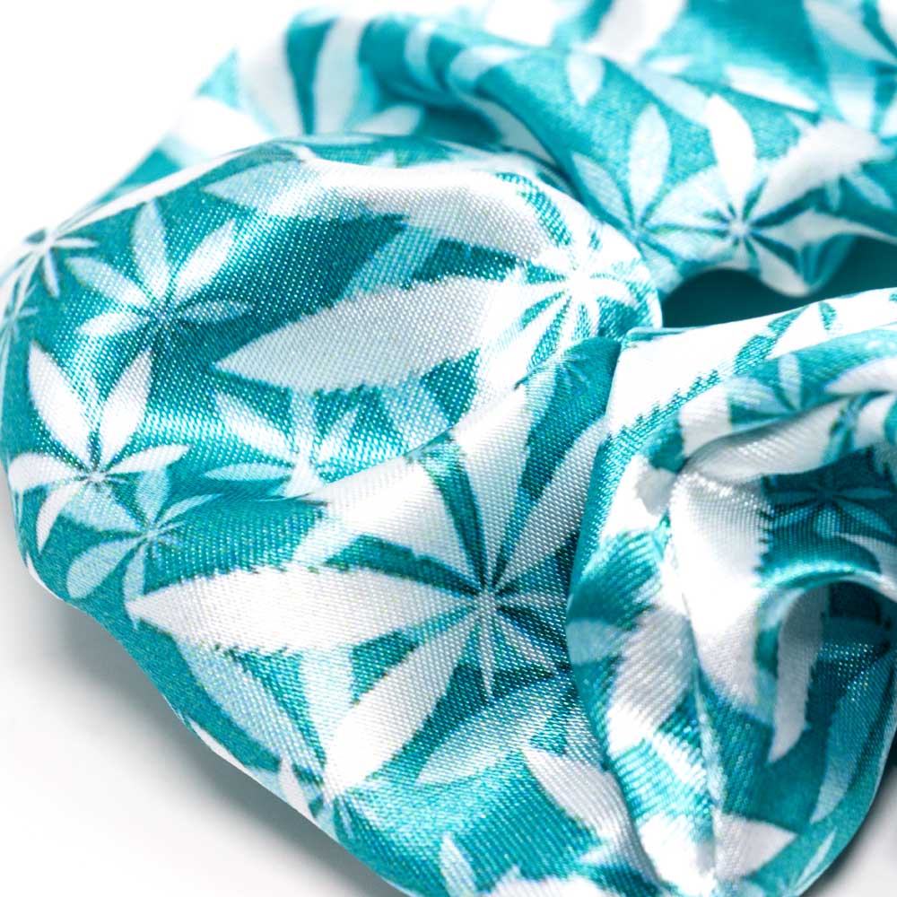 SCRUNCHIE MARIJUANA BLUE LEAVES