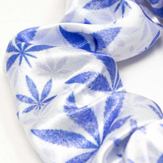 SCRUNCHIE MARIJUANA PERIWINKLE LEAVES