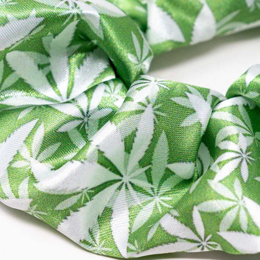 SCRUNCHIE MARIJUANA GREEN LEAVES